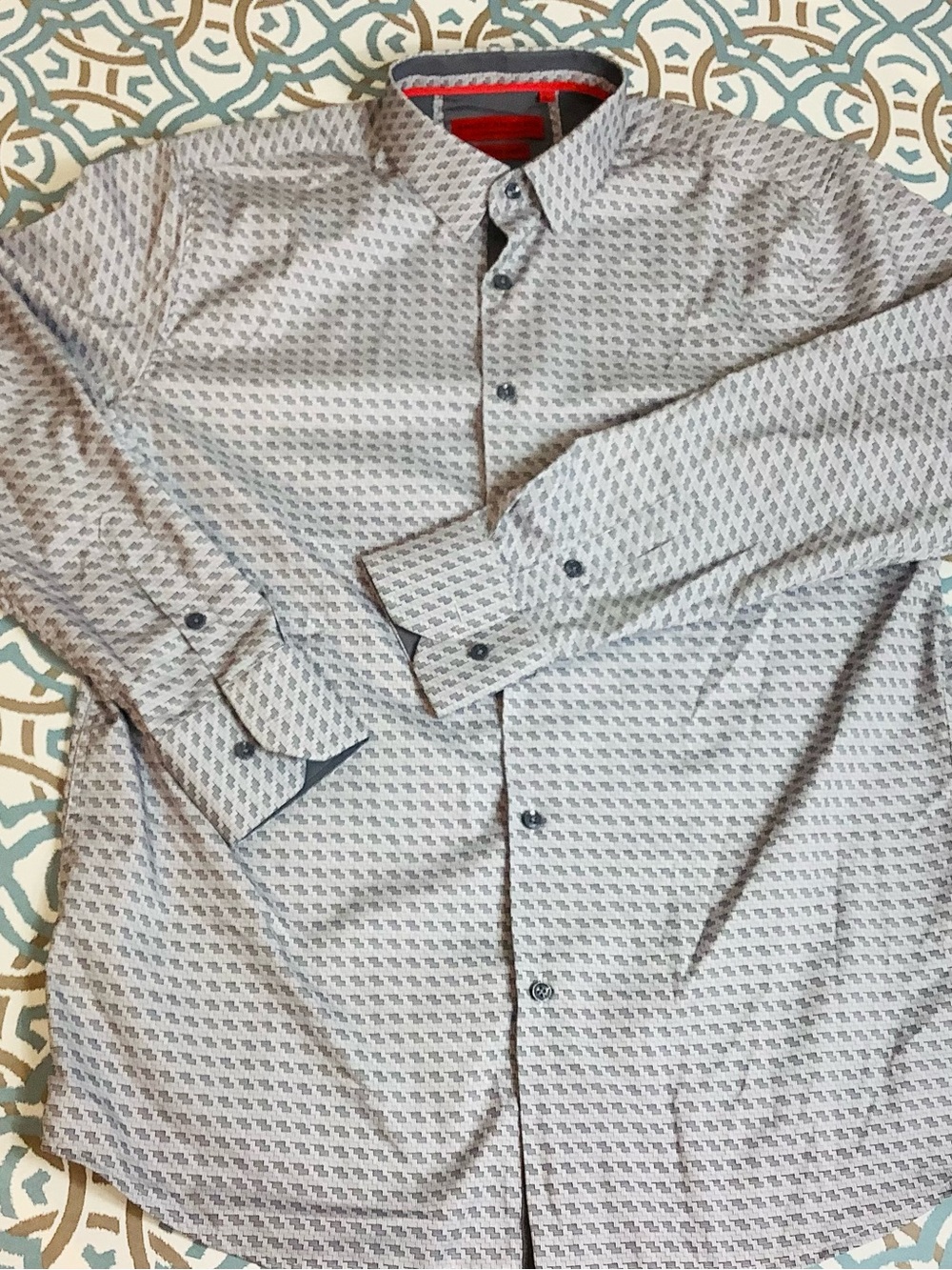 Men's Light Gray Patterned Long-Sleeve Dress Shirt